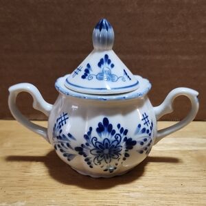 Blue and White Porcelain Sugar Bowl with Lid - Traditional Floral Design